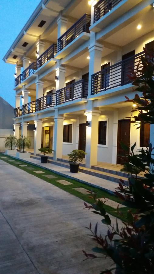 Veranda Residence Inn ตาโคลบัน ภายนอก รูปภาพ